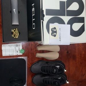 Nike adapt auto max triple black, brand new, has everything with the box